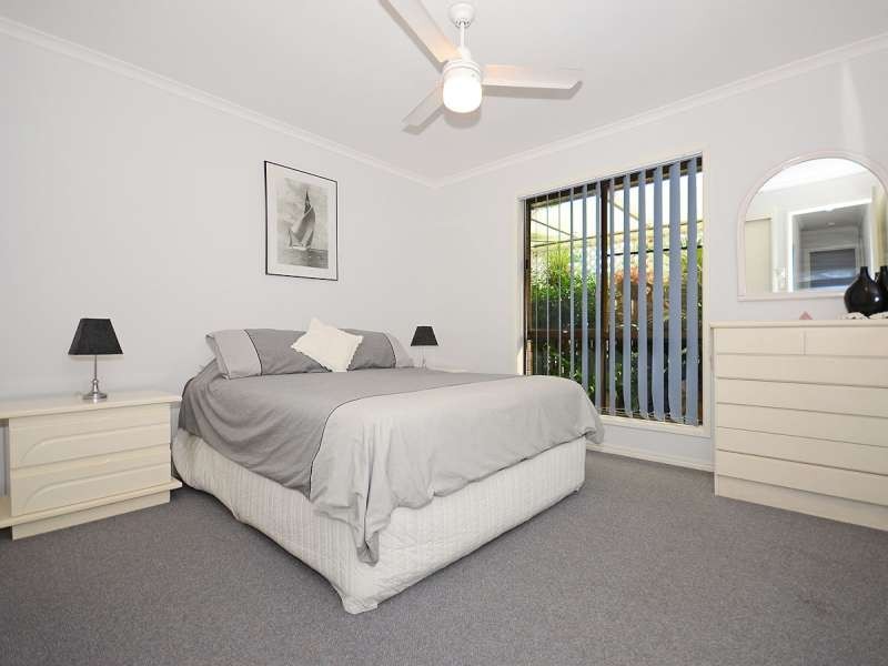 7 North Street, Point Vernon QLD 4655