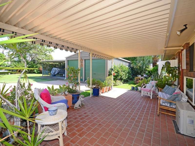 7 North Street, Point Vernon QLD 4655