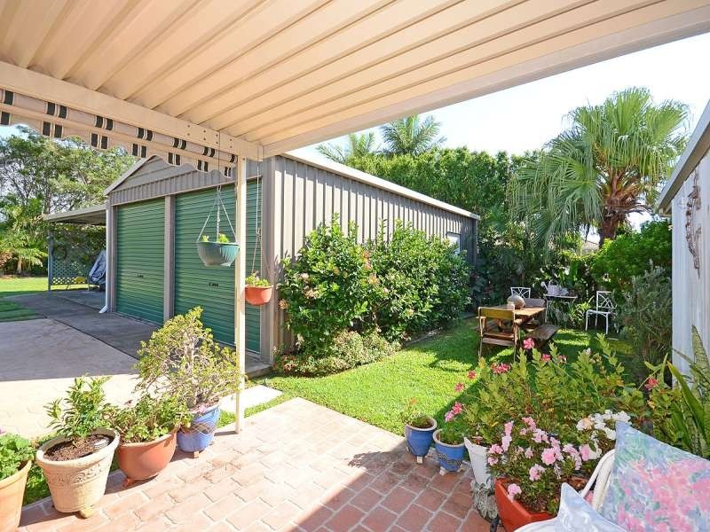 7 North Street, Point Vernon QLD 4655