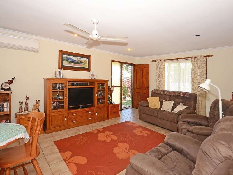 90 Oleander Avenue, Scarness QLD 4655
