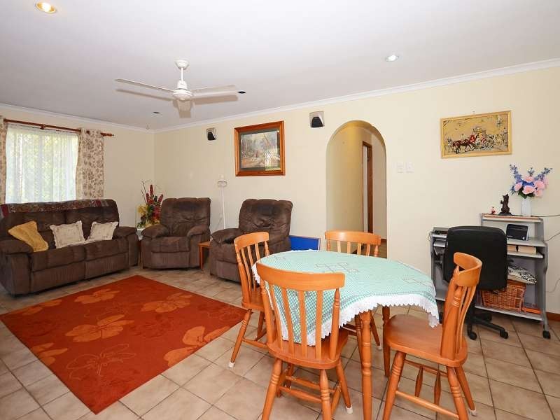 90 Oleander Avenue, Scarness QLD 4655
