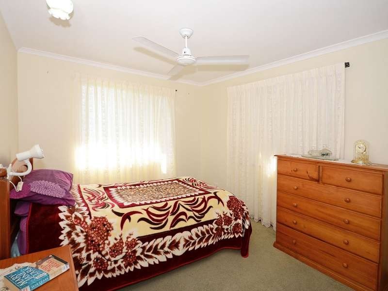 90 Oleander Avenue, Scarness QLD 4655