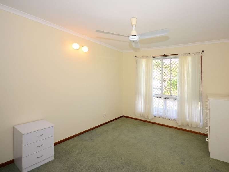 90 Oleander Avenue, Scarness QLD 4655