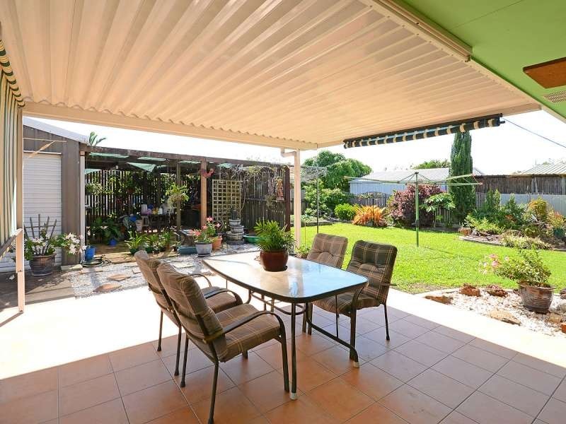 90 Oleander Avenue, Scarness QLD 4655