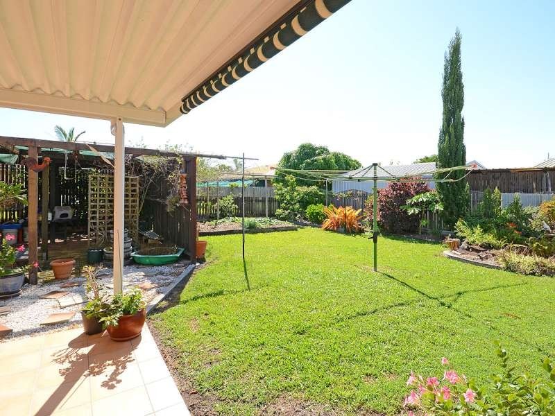 90 Oleander Avenue, Scarness QLD 4655