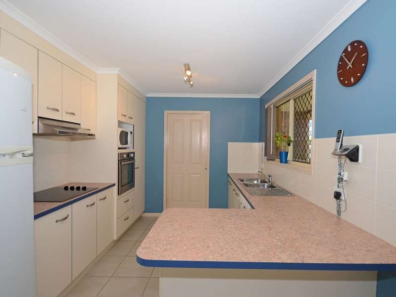 7 Lambour Court, Point Vernon QLD 4655