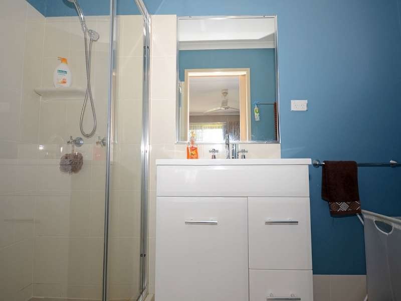 7 Lambour Court, Point Vernon QLD 4655