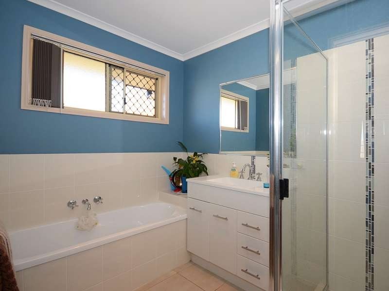 7 Lambour Court, Point Vernon QLD 4655