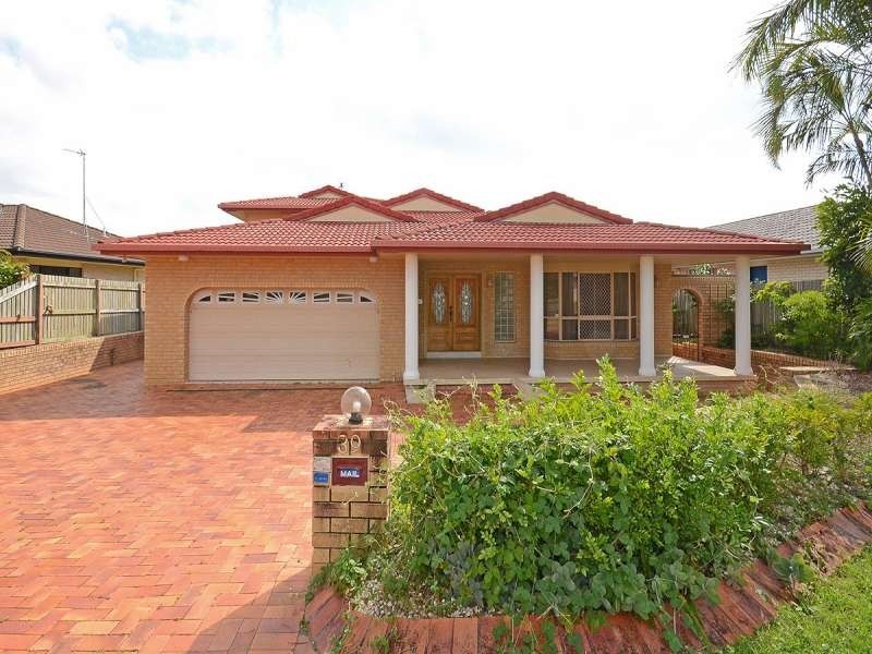 39 Royal Drive, Kawungan QLD 4655