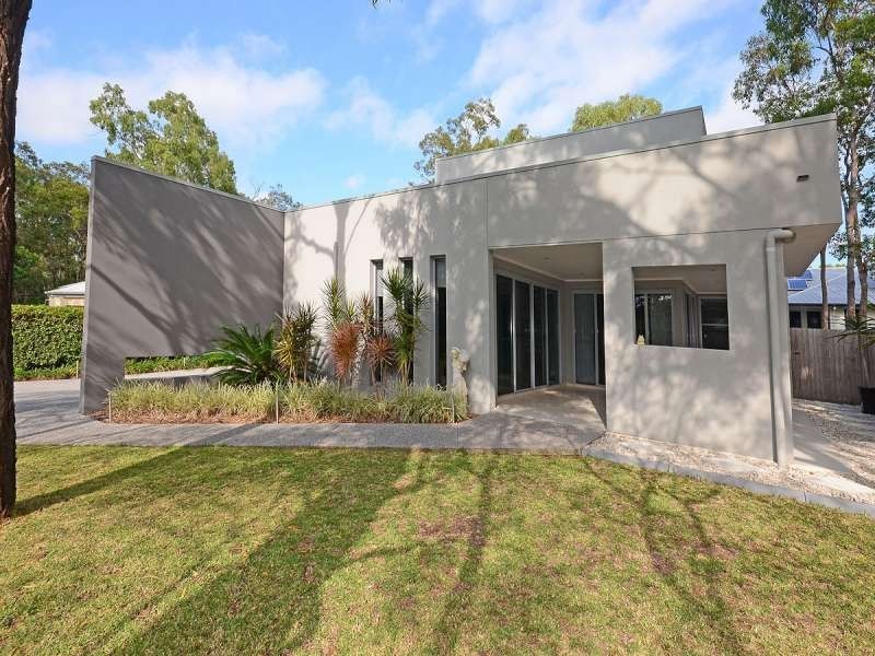 43 Lyons Street, Point Vernon QLD 4655