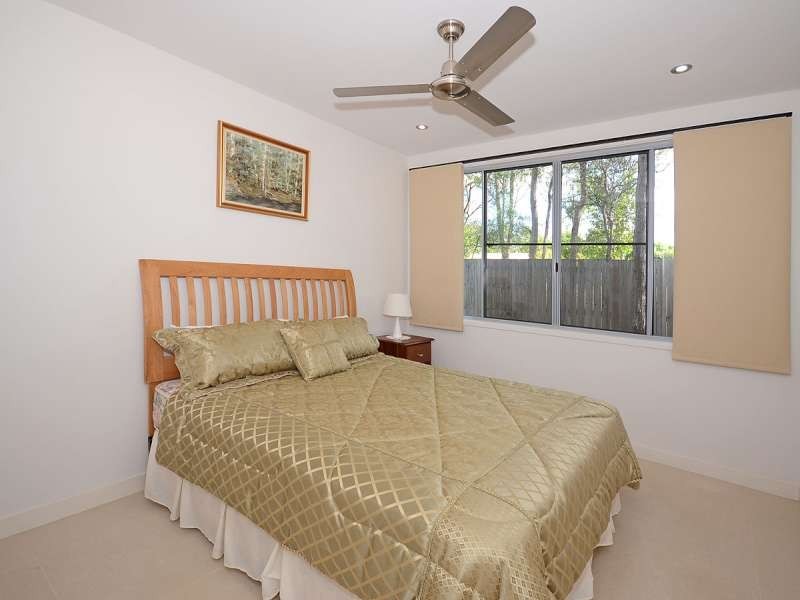 43 Lyons Street, Point Vernon QLD 4655