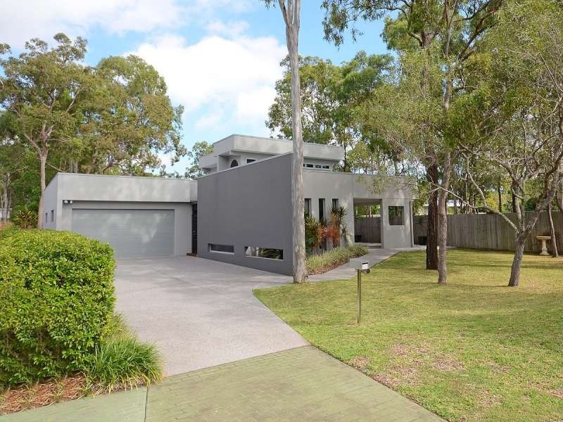 43 Lyons Street, Point Vernon QLD 4655