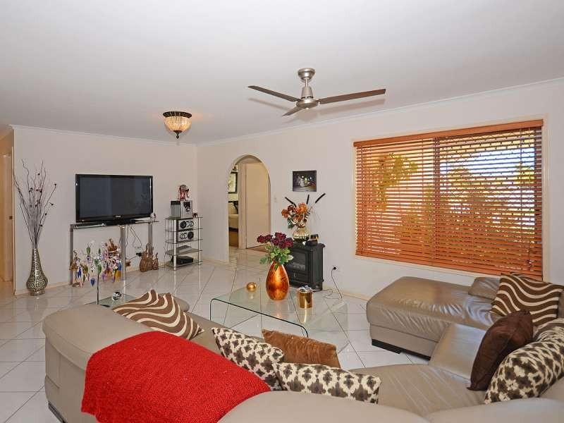 17 Madeleine Street, Torquay QLD 4655