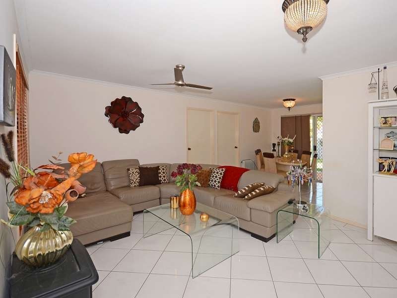 17 Madeleine Street, Torquay QLD 4655