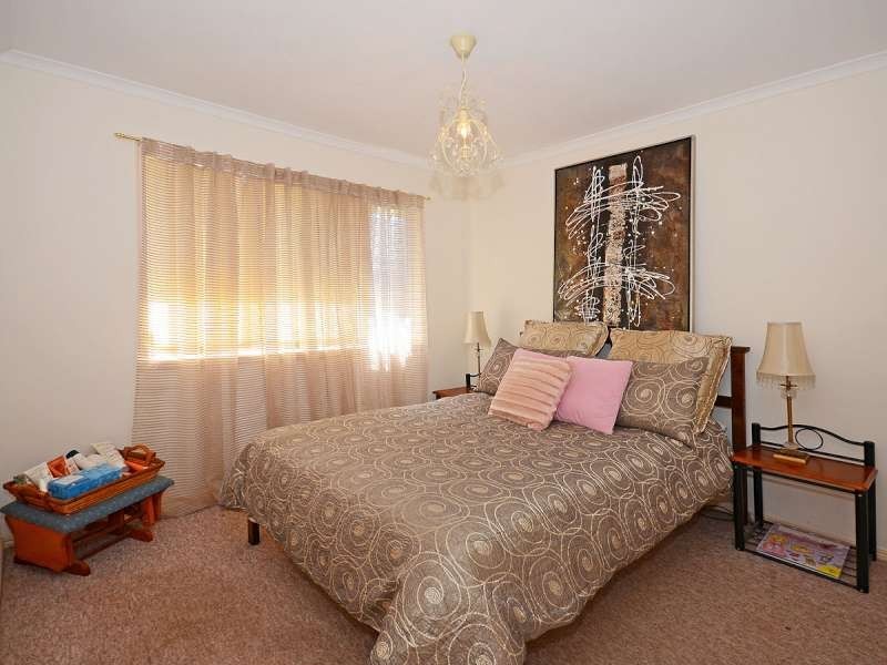 17 Madeleine Street, Torquay QLD 4655