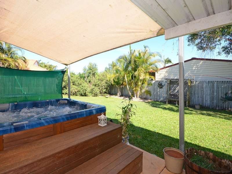 17 Madeleine Street, Torquay QLD 4655