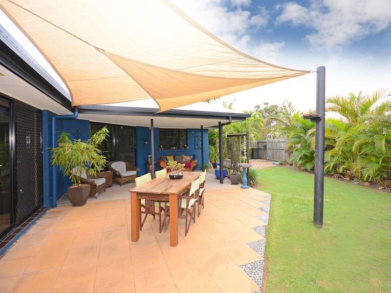 11 Layde Court, Urangan QLD 4655