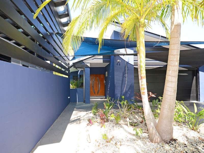 Point Vernon QLD 4655