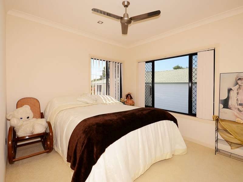 Point Vernon QLD 4655