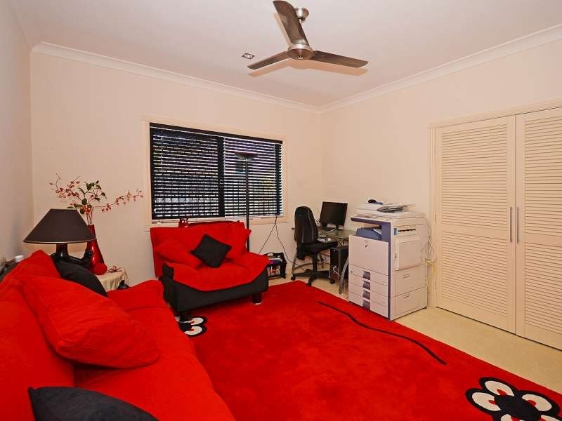 Point Vernon QLD 4655