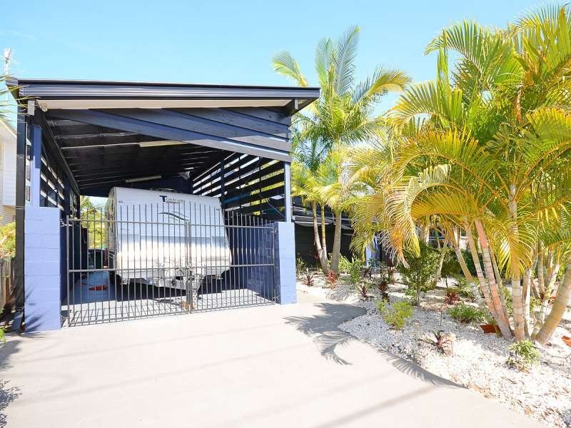 Point Vernon QLD 4655