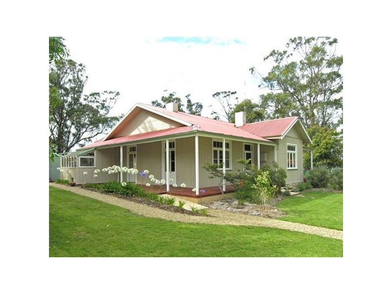 7 Arthur Highway, Dunalley TAS 7177