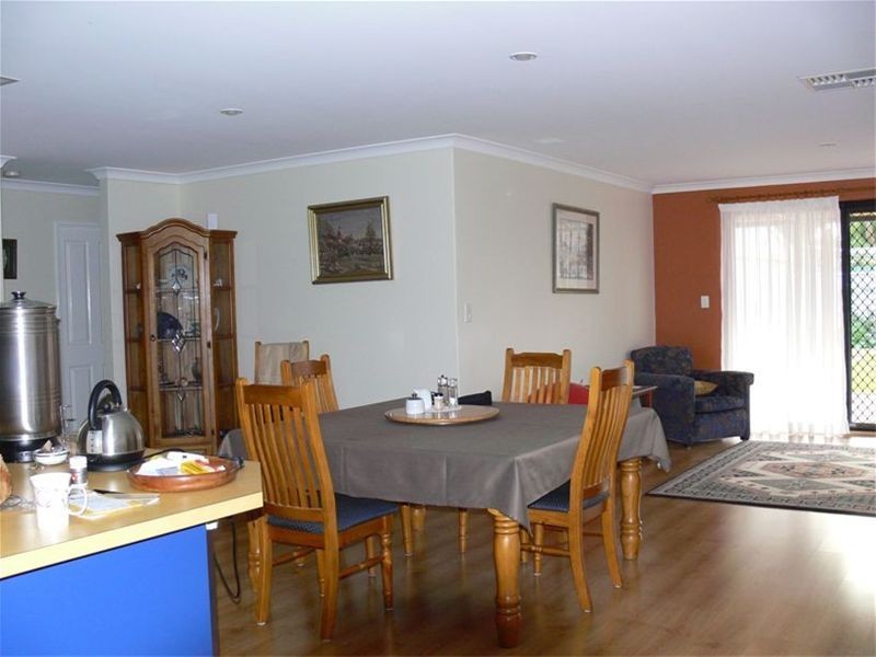 16 Greygum Rise, Kenwick WA 6107