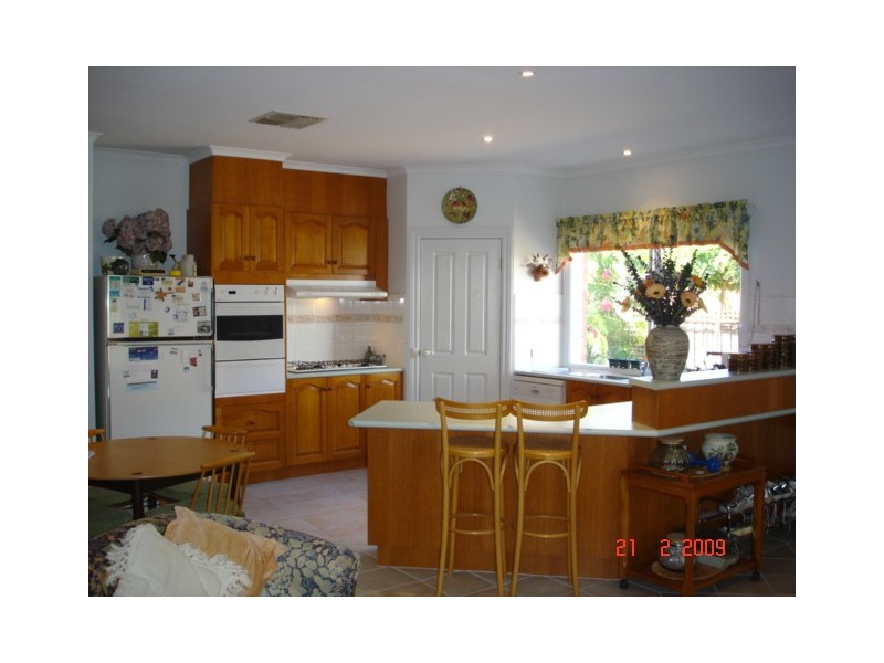 6 Hibiscus Court, Croydon VIC 3136