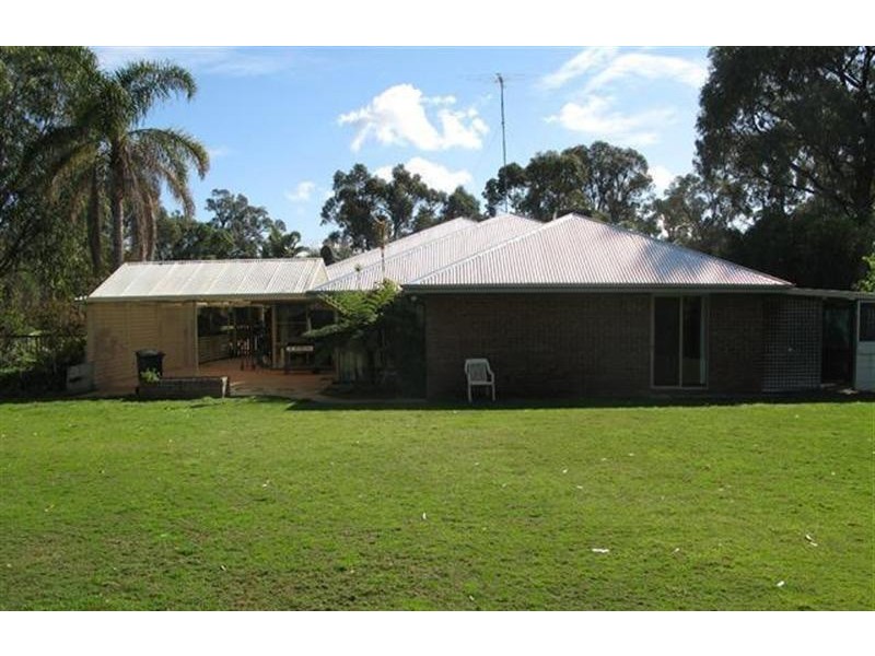 3 Korbel Close, Greenfields WA 6210