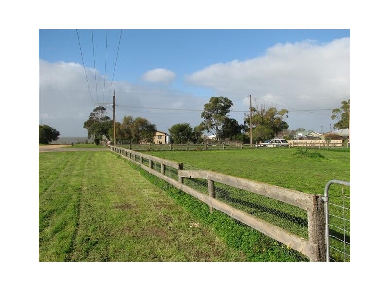 80 Coxe Street, Milang SA 5256