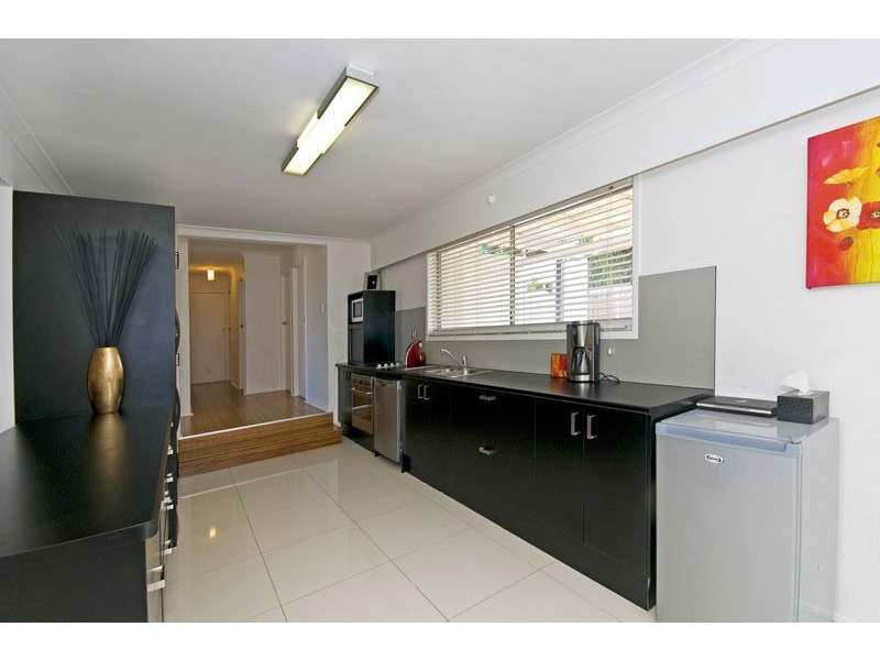 33 Rio Vista Boulevard, Broadbeach Waters QLD 4218
