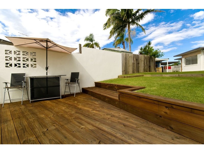 33 Rio Vista Boulevard, Broadbeach Waters QLD 4218