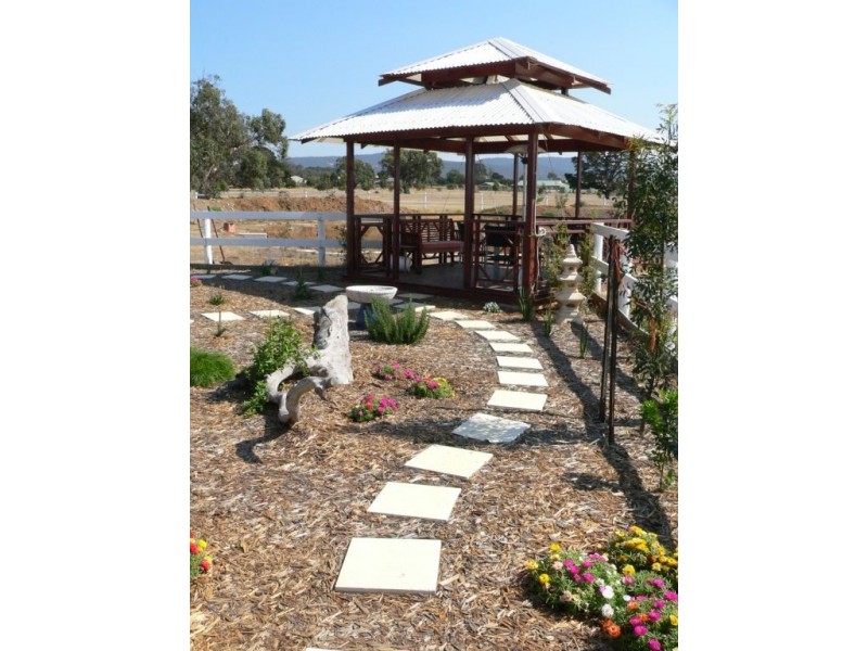 261 Sutherlands Road, Riddells Creek VIC 3431