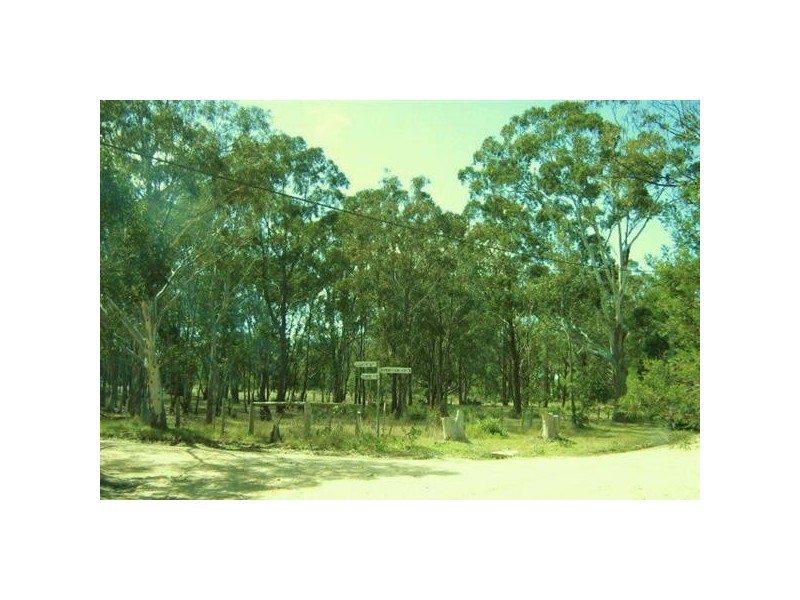 10  Centre Road, Raymond Island VIC 3880