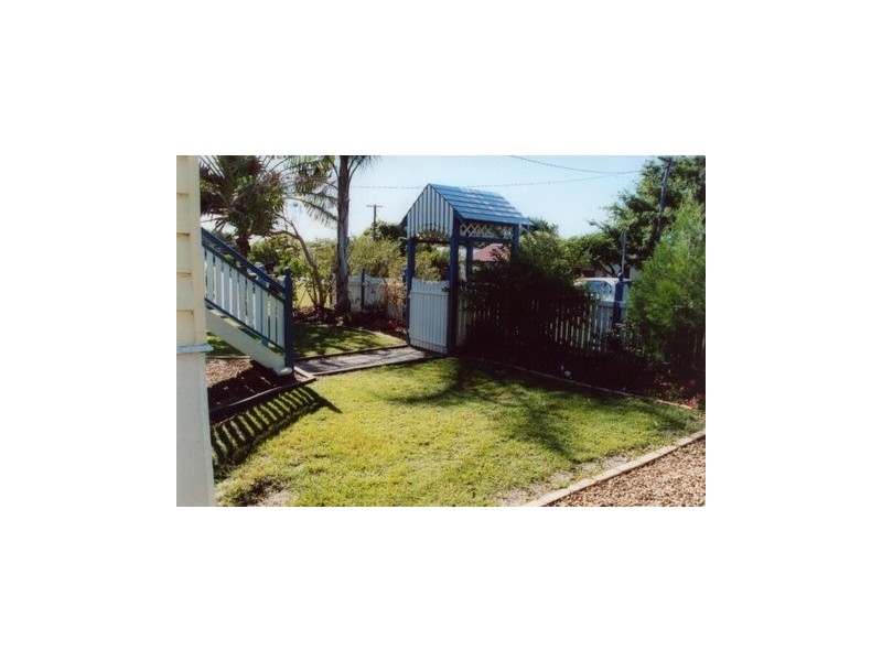 18 Palmer Avenue, Golden Beach QLD 4551