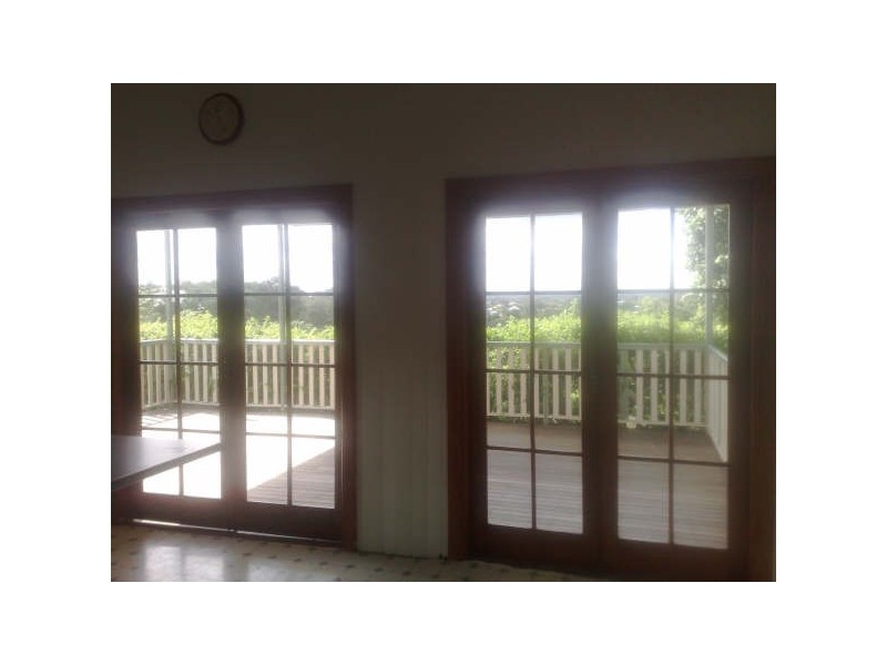 75 Downs Street, North Ipswich QLD 4305