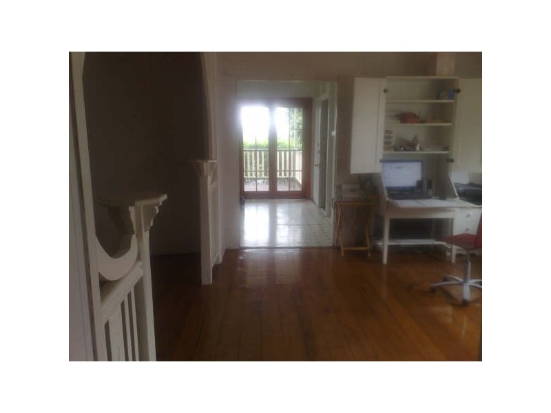 75 Downs Street, North Ipswich QLD 4305