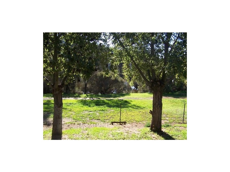 2-4 Mace Street, Northam WA 6401