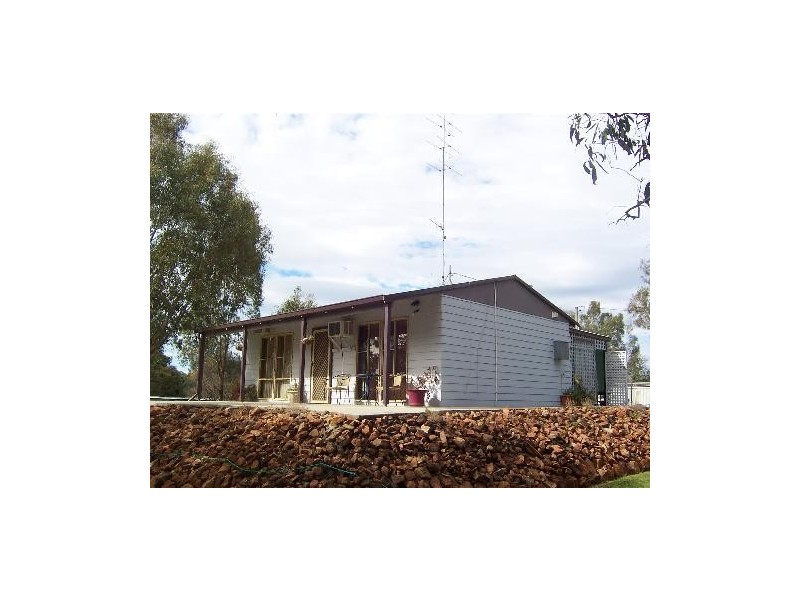 2-4 Mace Street, Northam WA 6401