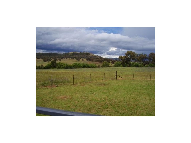 42 Fitzroy Street, Peel NSW 2795