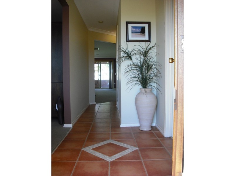 18 Nunkeri Street Glenfield, Wagga Wagga NSW 2650