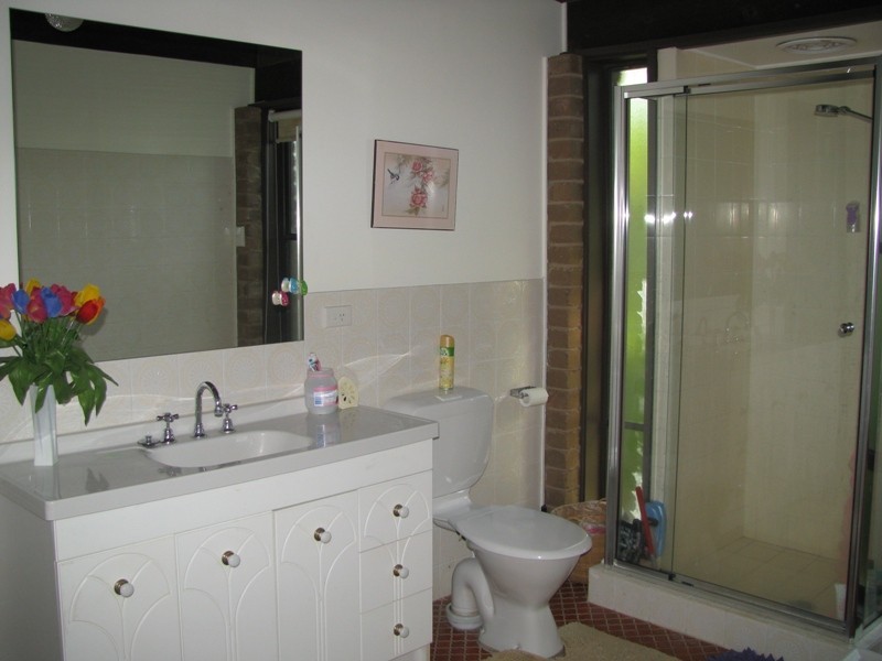 1 Talbingo Cres Lake Albert, Wagga Wagga NSW 2650