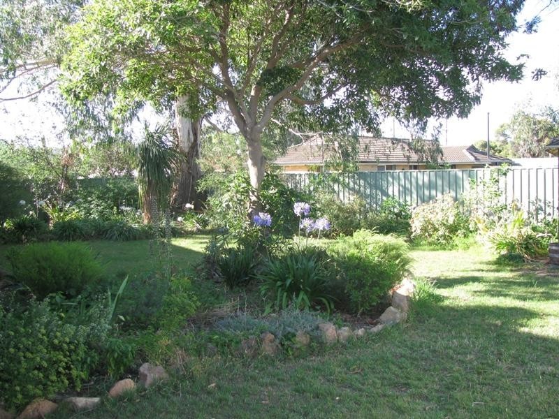 1 Talbingo Cres Lake Albert, Wagga Wagga NSW 2650