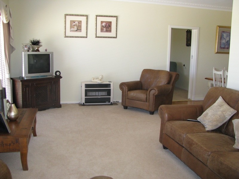 41 Cowabbie Street, Coolamon NSW 2701