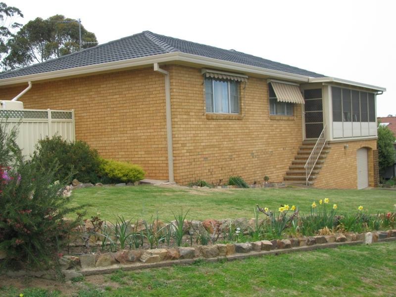 10 Cassia Way, Junee NSW 2663