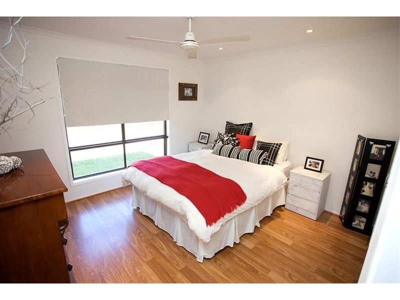 1/35 Morinda Way, Labrador QLD 4215