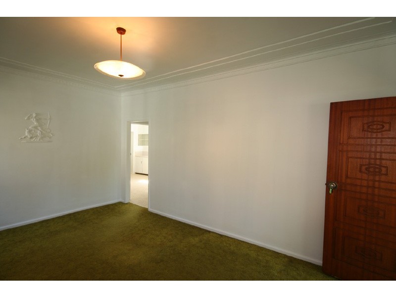 52 Lancelot St, Tennyson QLD 4105