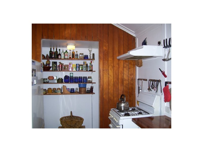 41 Brooks St, Railway Estate QLD 4810