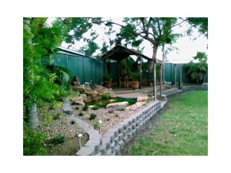 8 Bell Street, Monto QLD 4630