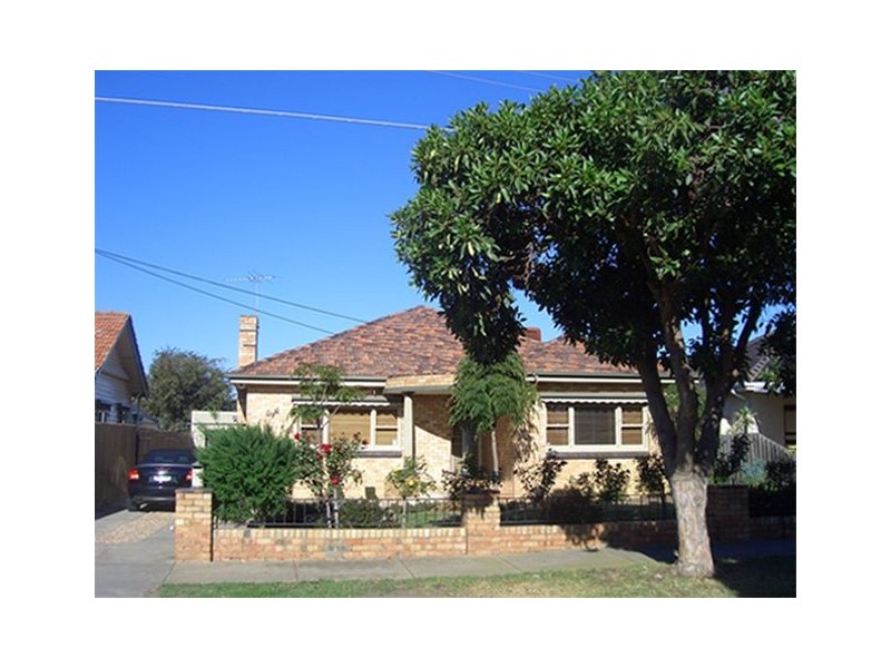 8 Sharp Grove, Coburg North VIC 3058